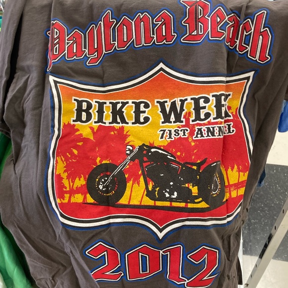 STREET WEAR GRAPHIC TEES - Picture 8 of 8